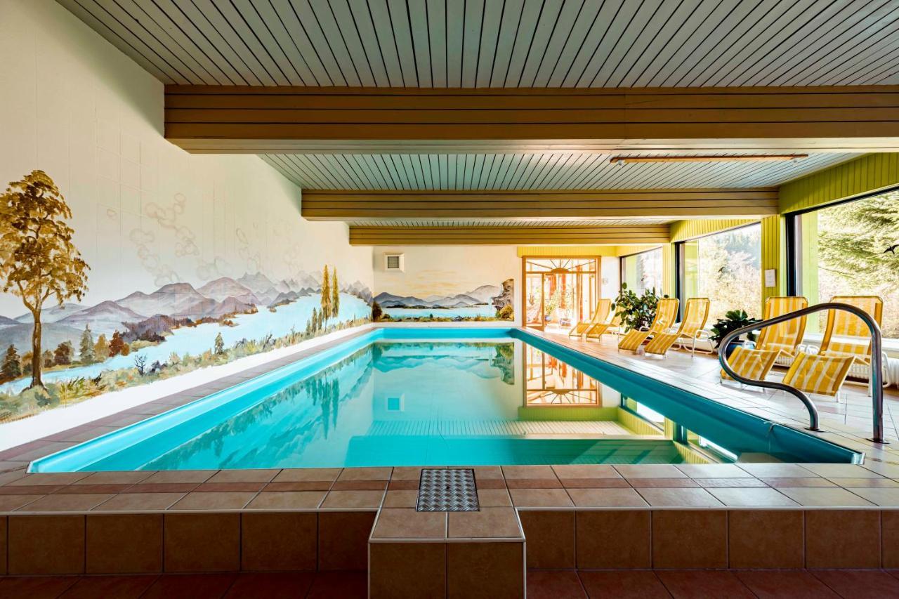 Landhotel Gruenwies -Bonsai-Wellness Garni (Adults Only) 로베르크 외부 사진